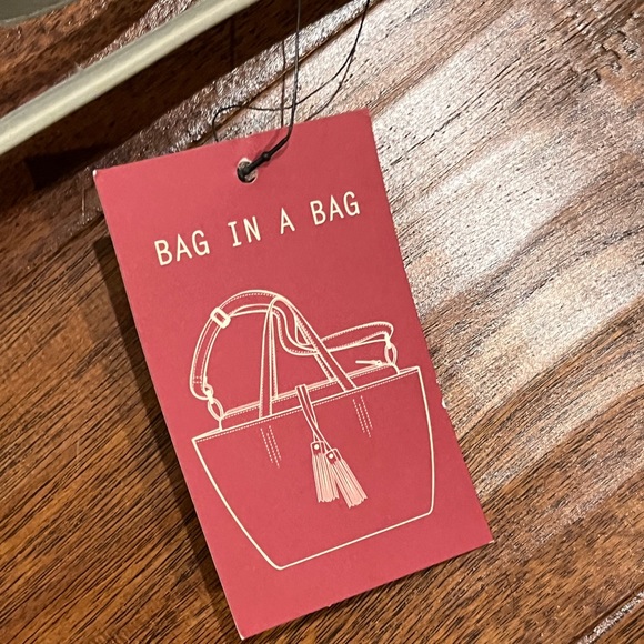 Large light gray tote bag in a bag. NWT - Picture 5 of 9